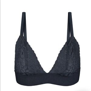 Lively The Floral Lace Bralette in Night Sky L